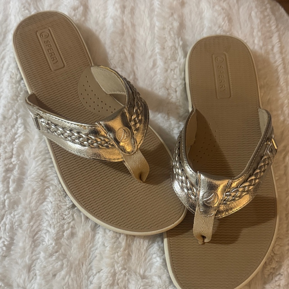 Sperry Women's Metallic Gold and Tan Sandals - Picture 6 of 7